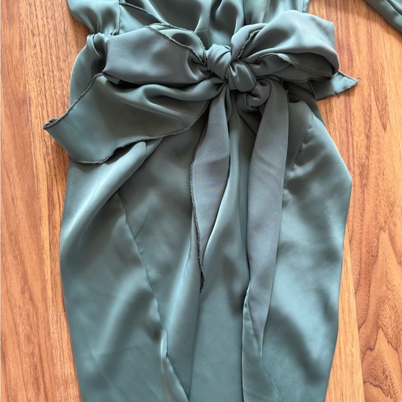 Silk green dress brand is pretty garden - Picture 2 of 5